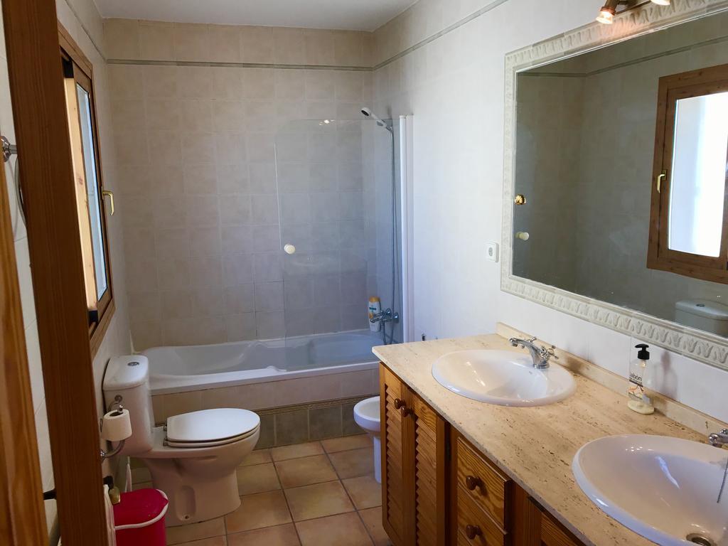 Guesthouse Cap Martinet 35 Nuestra Senora de Jesus ภายนอก รูปภาพ